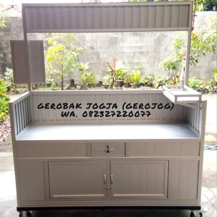 Foto 4 detail Gerobak Waffle & Crepes